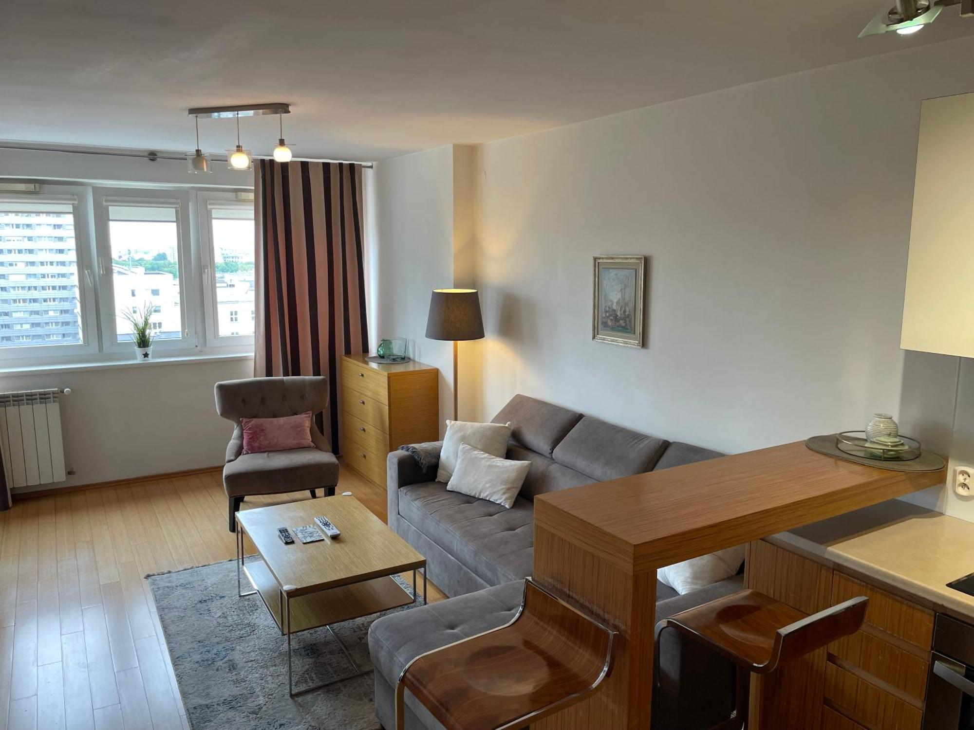 Apartament Comewa *