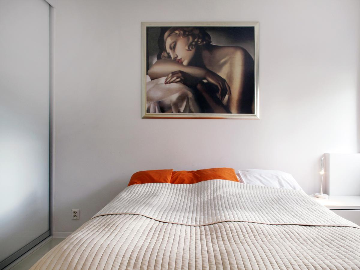 Apartament Comewa *